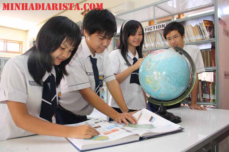 Pendidikan Lingkungan Hidup bagi Guru Sekolah di Taman Nasional